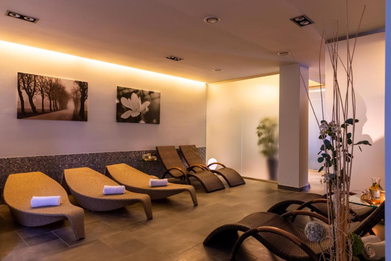 Hotel Abacie & Wellness Valašské Meziříčí Exterior foto